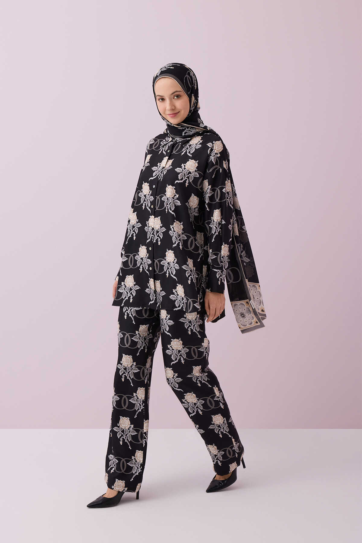 Aşk Siyah Tivil İpek Pijama Gömlek