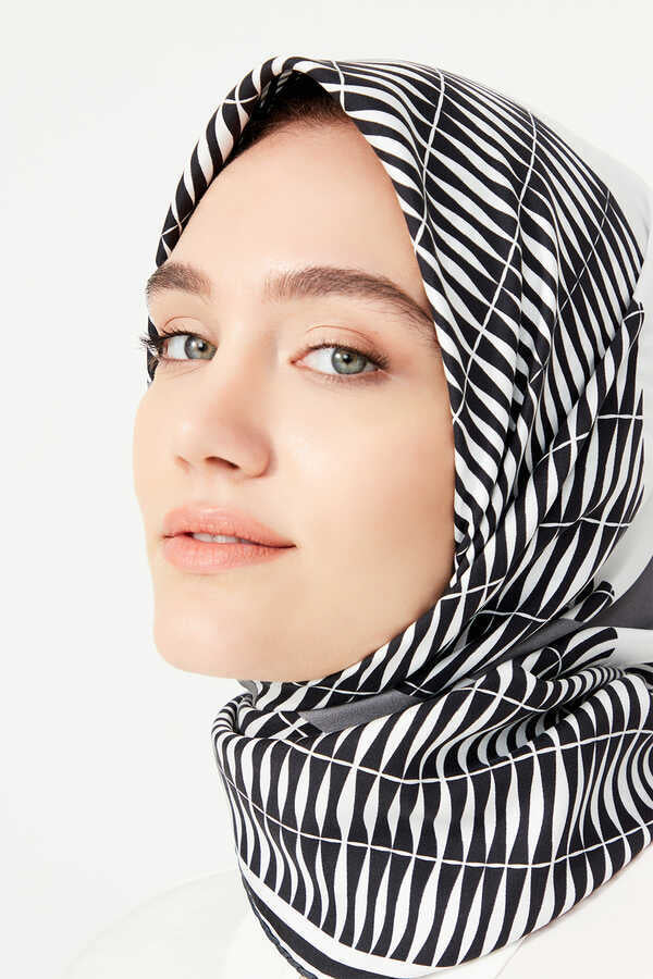 Bambu OO Siyah Tivil Eşarp 90x90