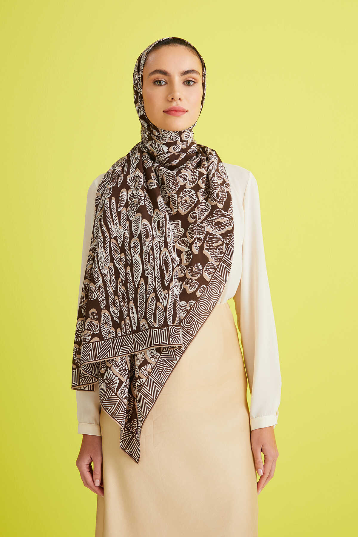 Bordür Leopar Kahverengi Krep İpek Şal 80x210