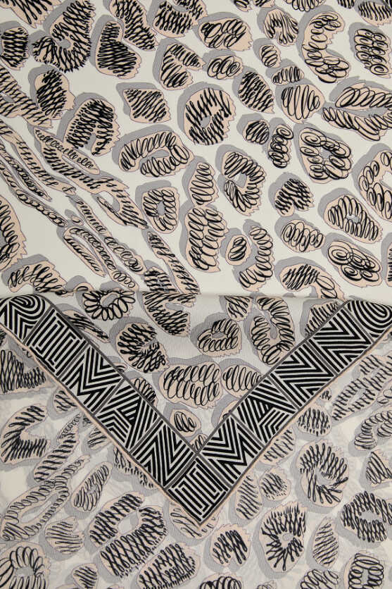 Bordür Leopar Krem Tivil İpek Eşarp 90x90