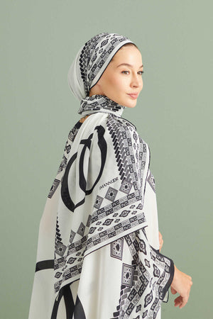 Bordür Noor Beyaz Krep İpek Kaftan Şalı 70x210