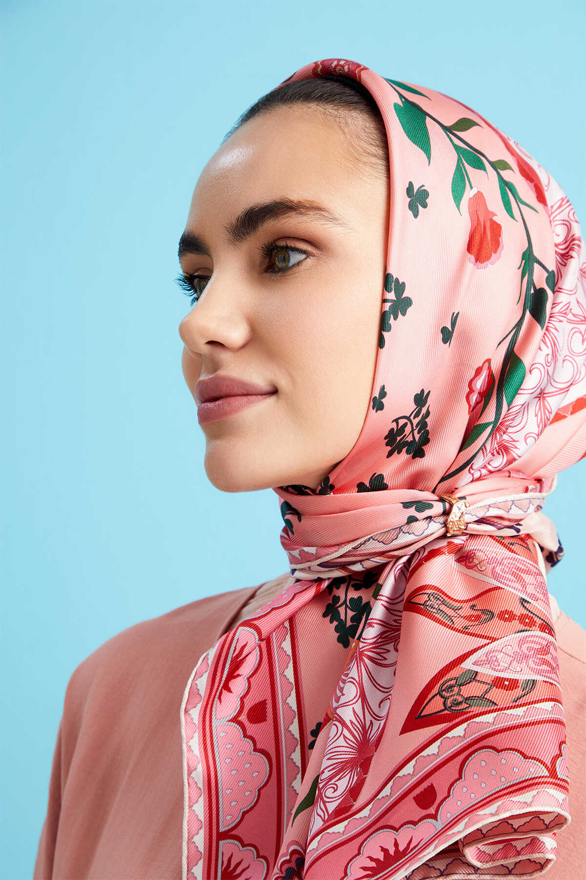 Çadır Çiçeği Pudra-Pembe Çift Taraflı Tivil İpek Eşarp 90x90