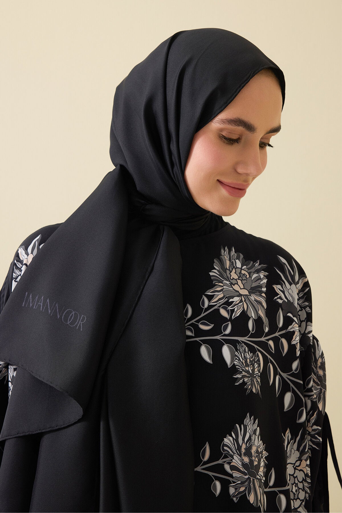 Çift Taraflı Siyah Mulberry İpek Şal 70x210