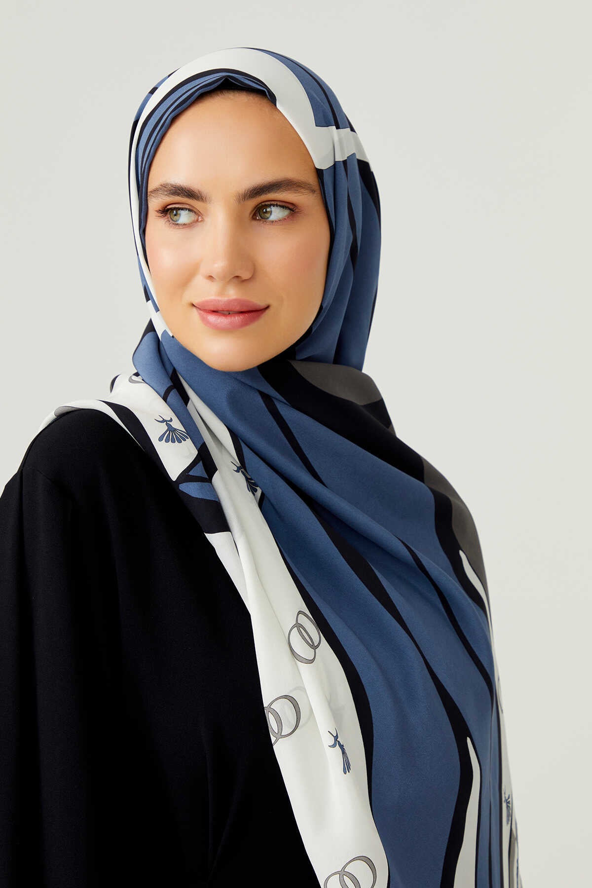 Çintemani Mavi İpek Eşarp 140x140