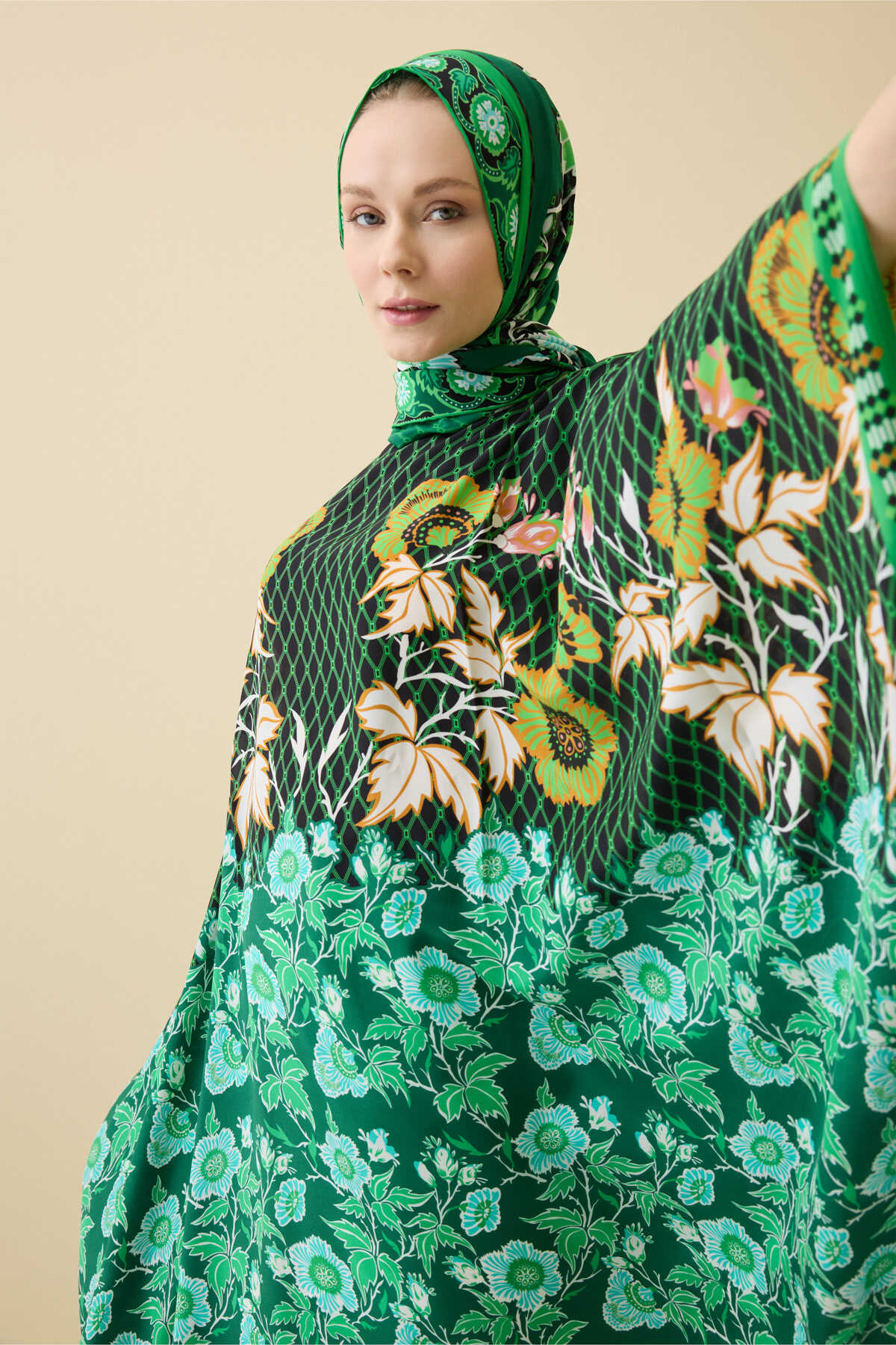Çit Yeşil İpek Kaftan