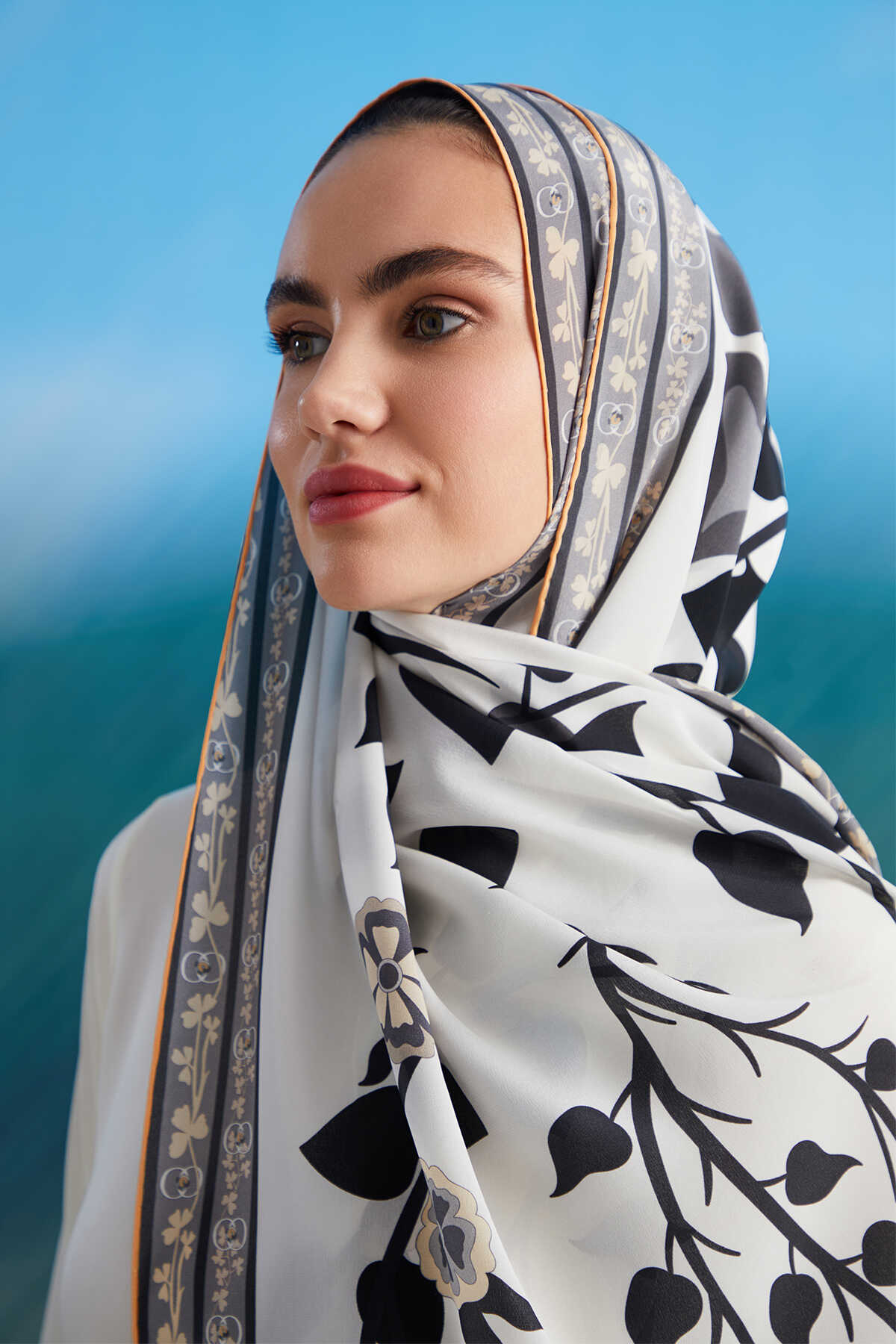 Çöl Sarmaşığı Krem Krep İpek Şal 80x200