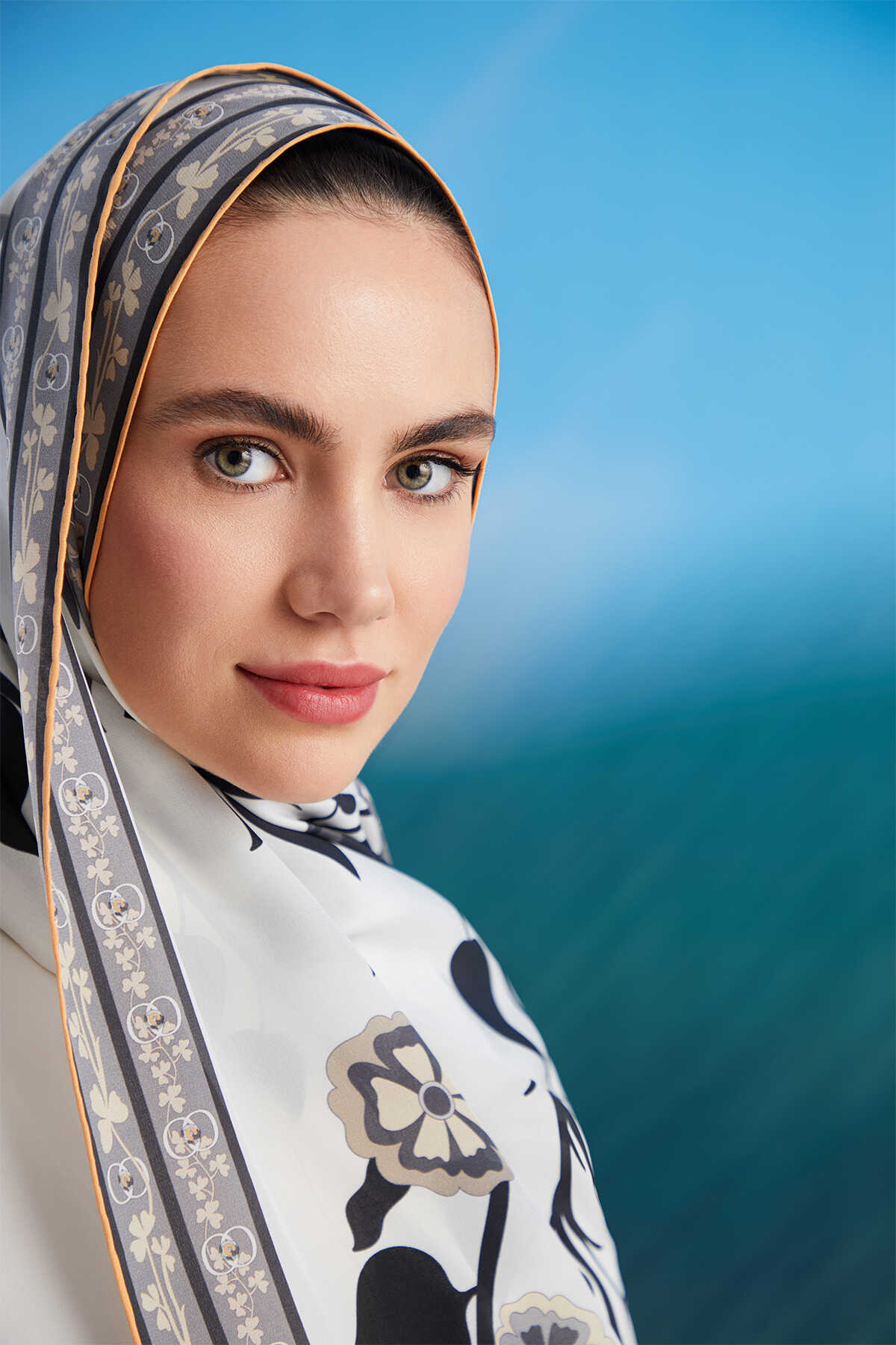 Çöl Sarmaşığı Krem Krep İpek Şal 80x200
