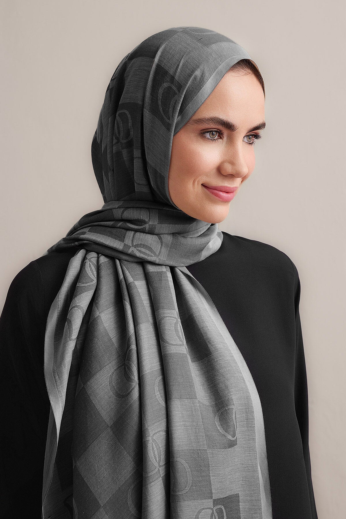 Dama Desen Gri Pamuk İpek Şal 70x190