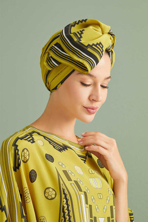 Esen Yolu Sarı Krep İpek Kaftan Şalı 70x210