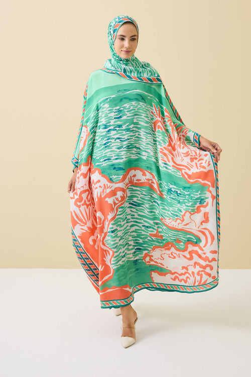 Göl Kenarı Yeşil İpek Kaftan