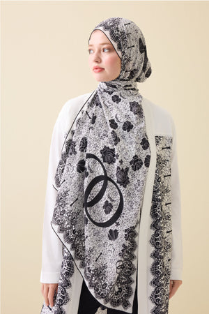 Gül Dantel Beyaz Krep İpek Kaftan Şal 70x210
