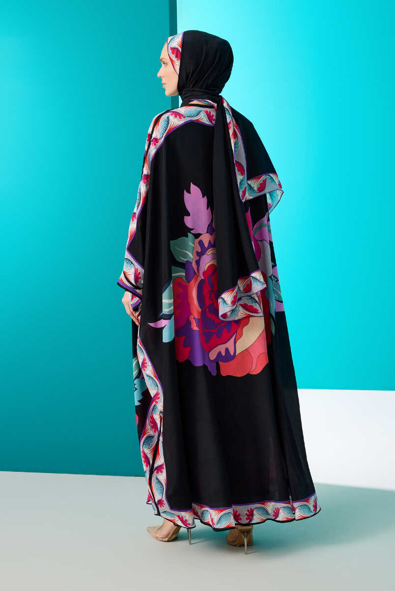 Gülün İsmi Leyla Kırmızı İpek Abaya