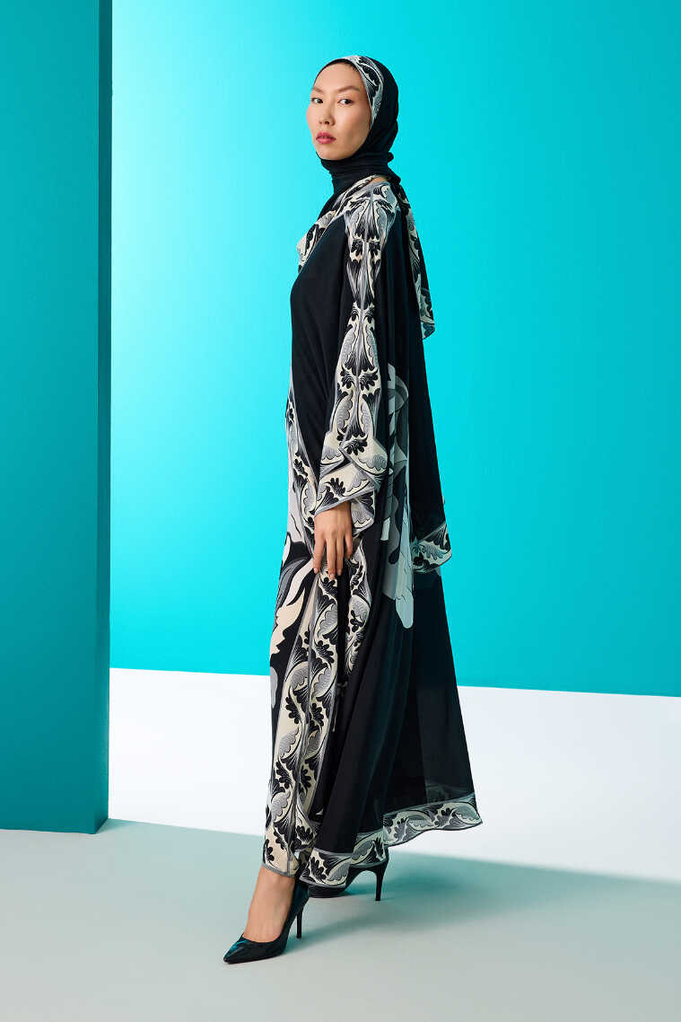 Gülün İsmi Leyla Siyah İpek Abaya