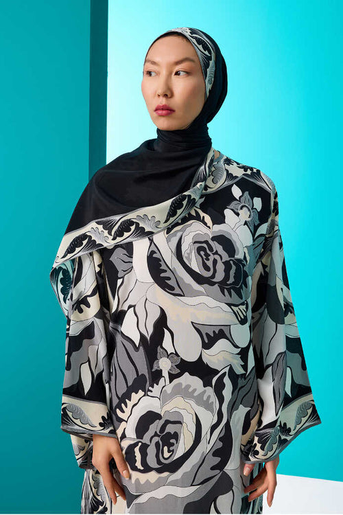 Gülün İsmi Leyla Siyah/Krem Krep İpek Şal 70x200