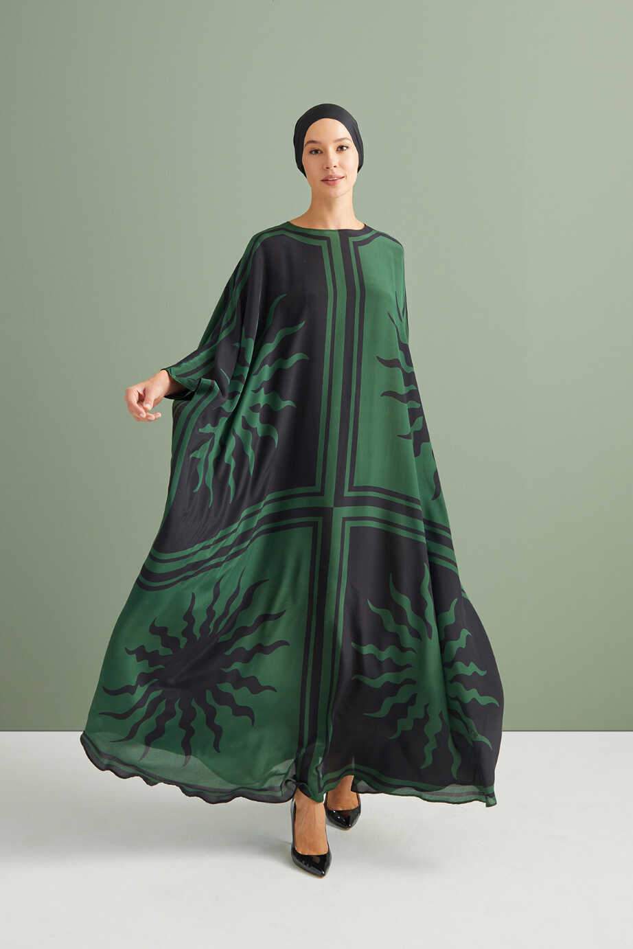 Güneş Kare Yeşil İpek Kaftan