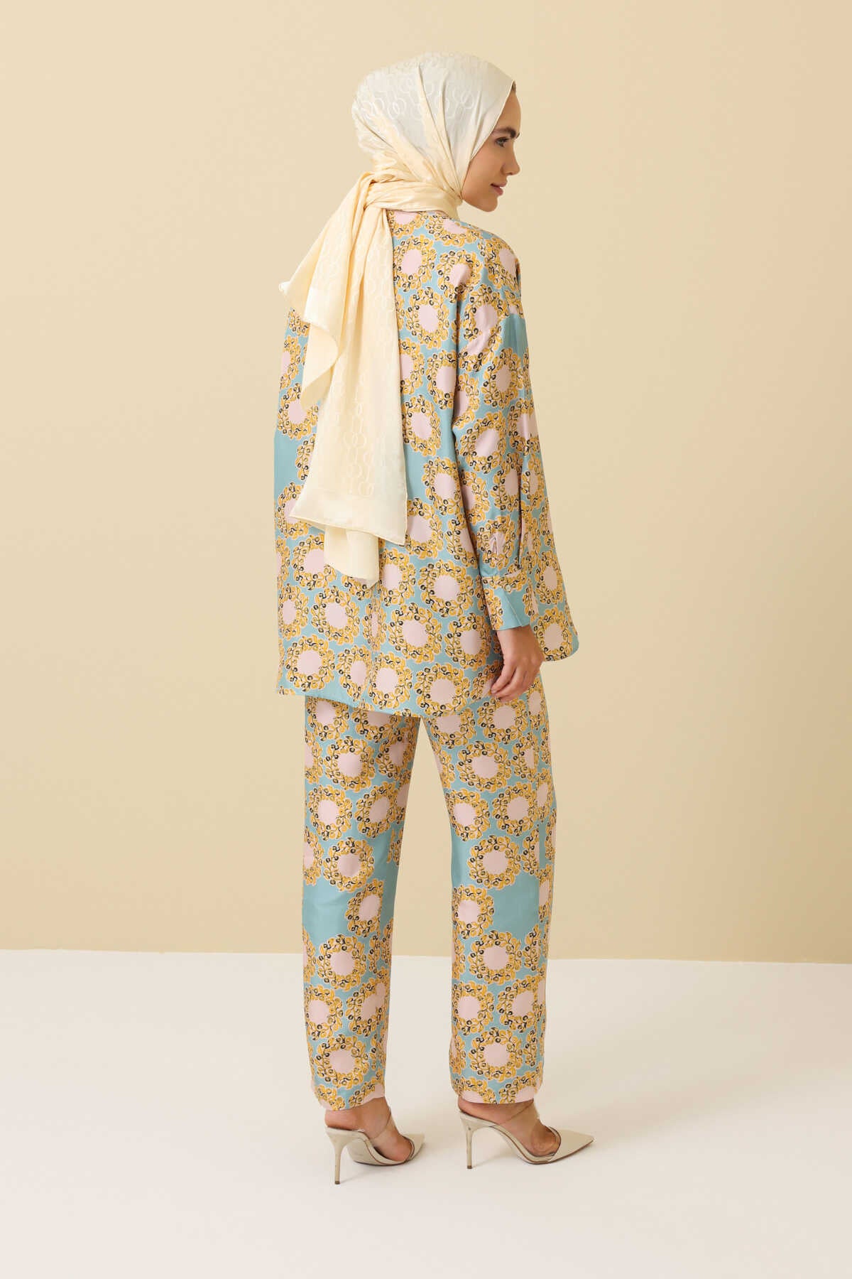 Halkalar Mavi Krep İpek Pijama Gömlek