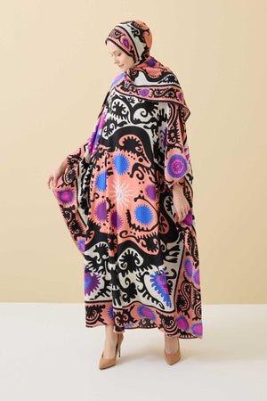 Hayat Pembe İpek Kaftan