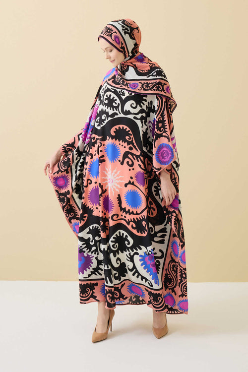 Hayat Pembe İpek Kaftan