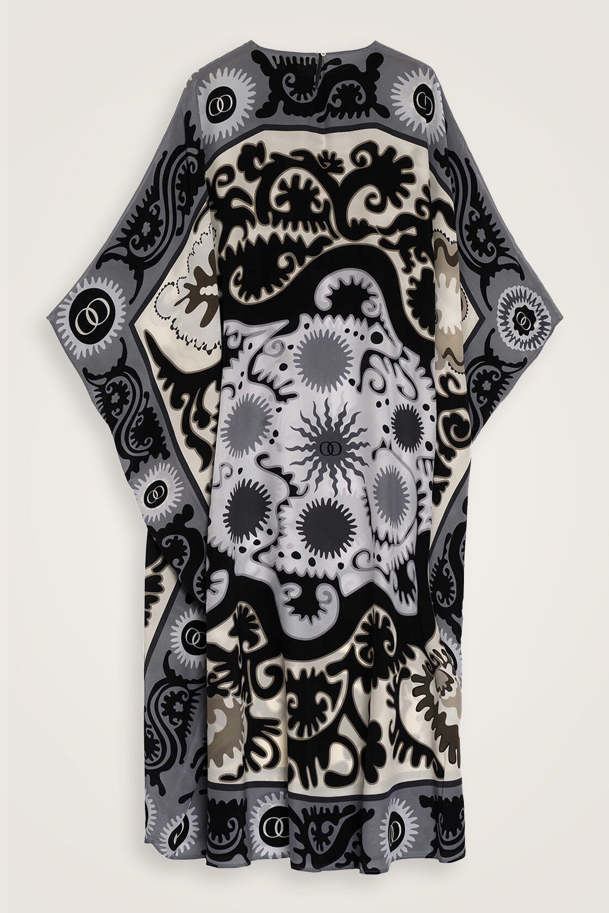 Hayat Siyah İpek Kaftan