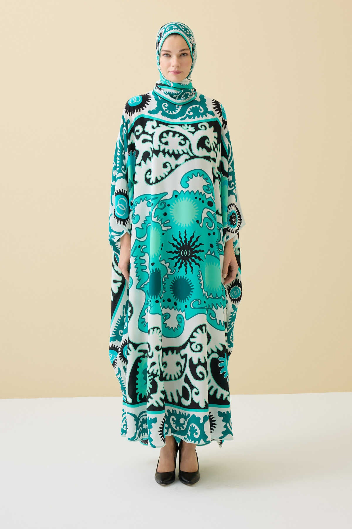 Hayat Turkuaz İpek Kaftan