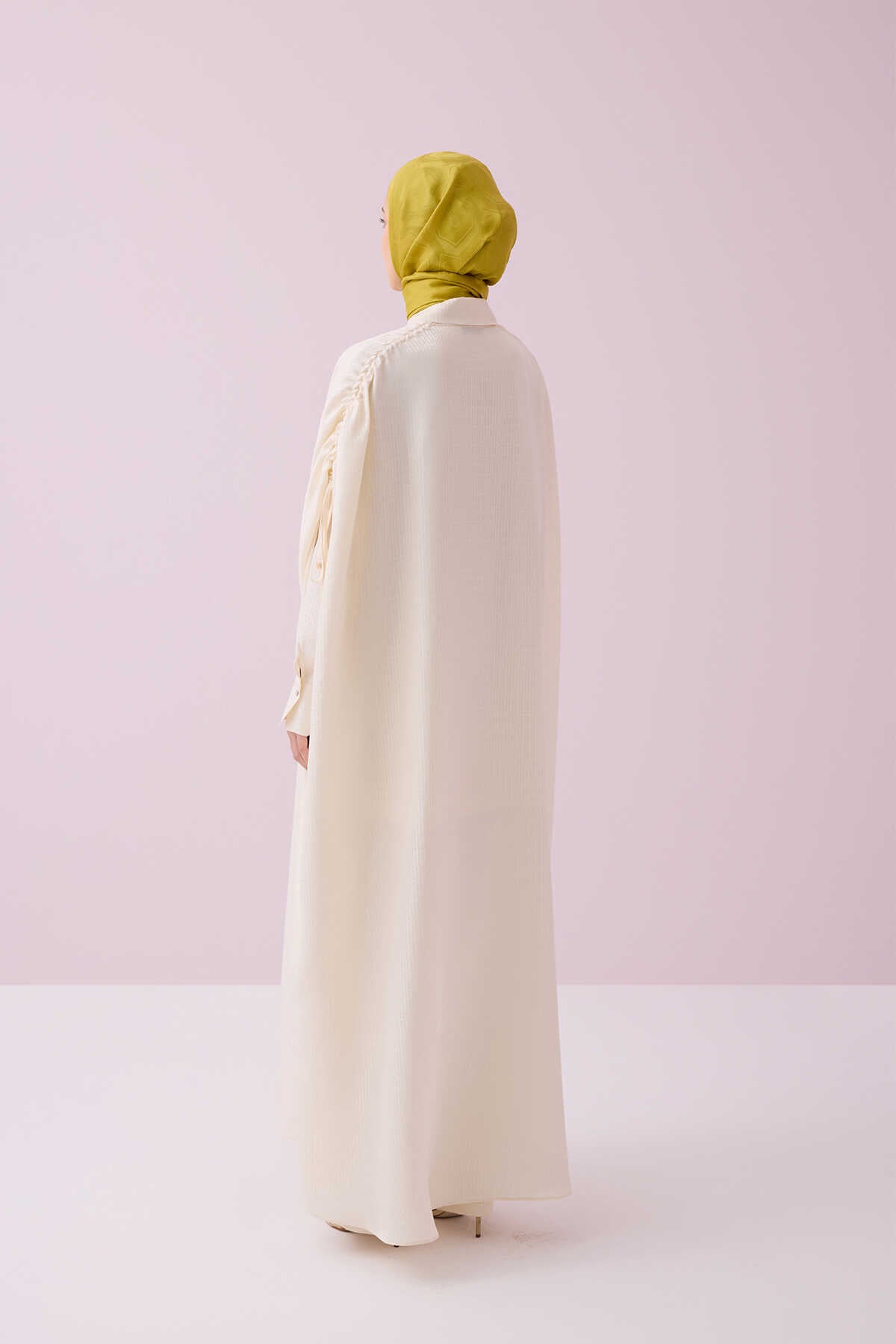 İman I Krem İpek Abaya