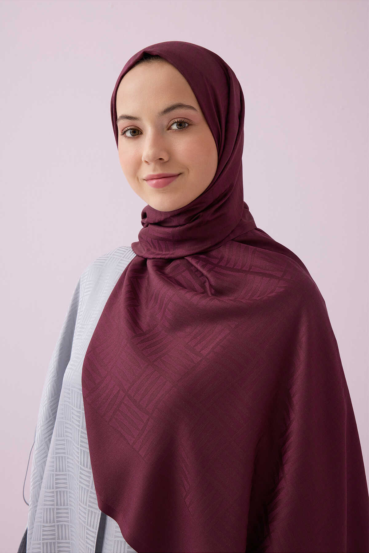 İman Kare Bordo İpek Şal 70x200