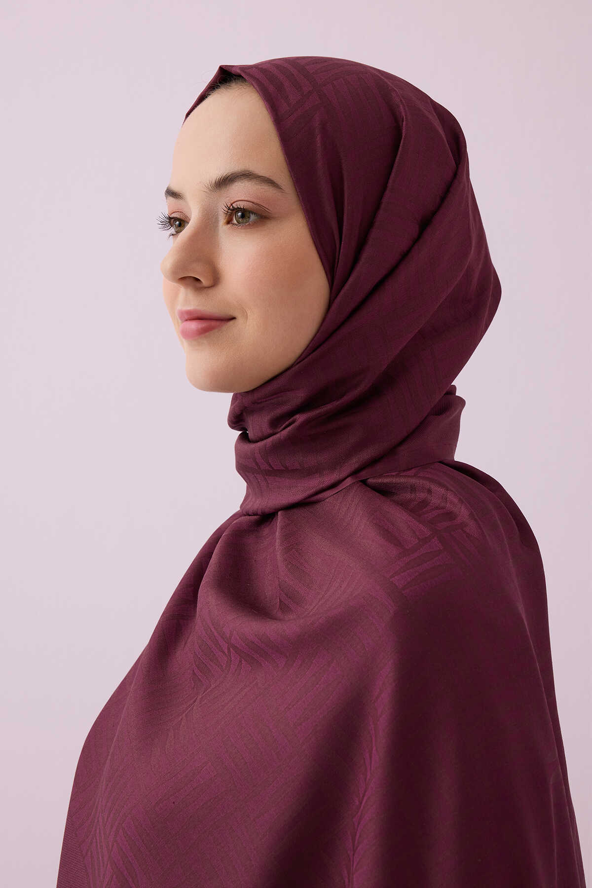 İman Kare Bordo İpek Şal 70x200