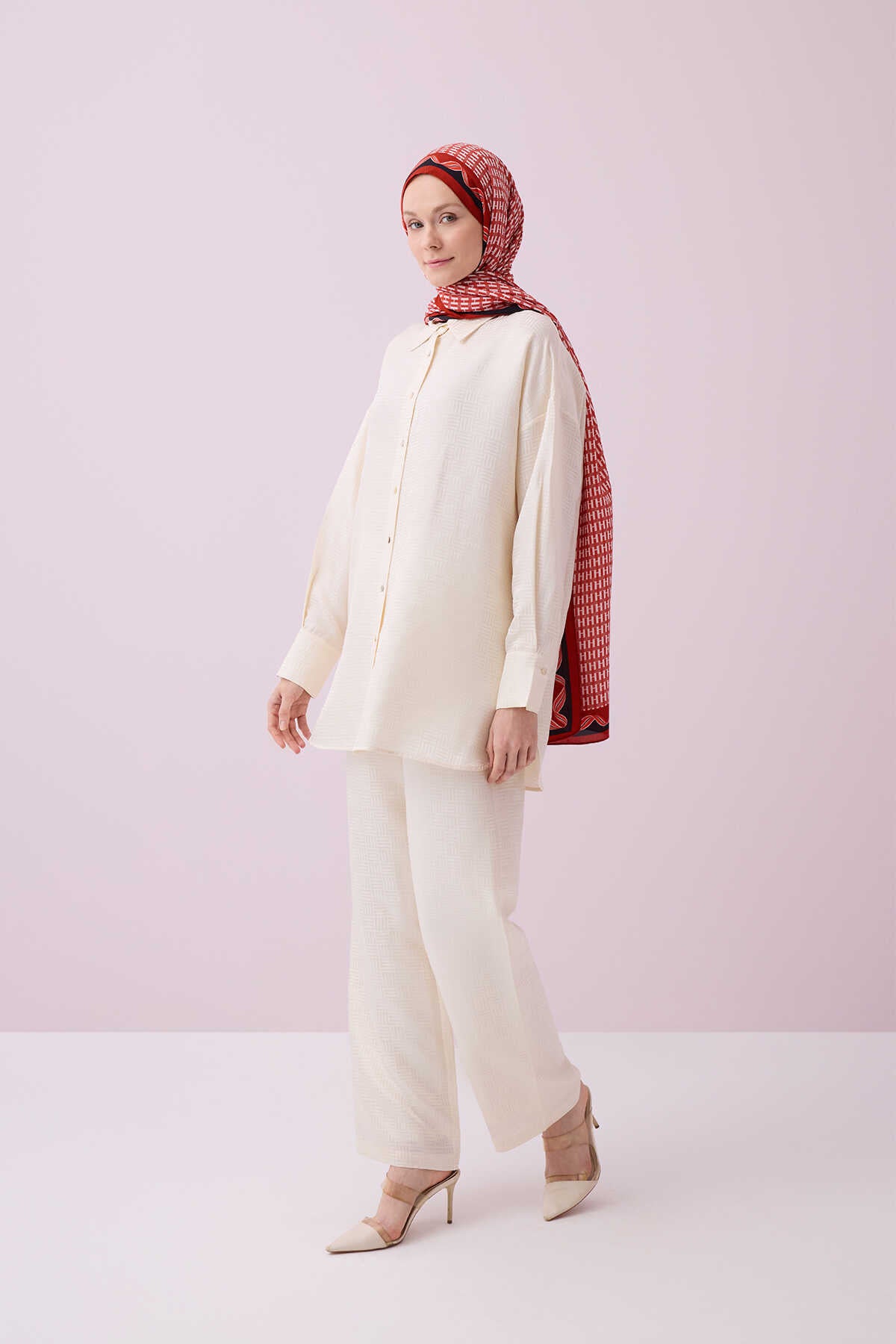 İman Kare Krem İpek Pijama Gömlek