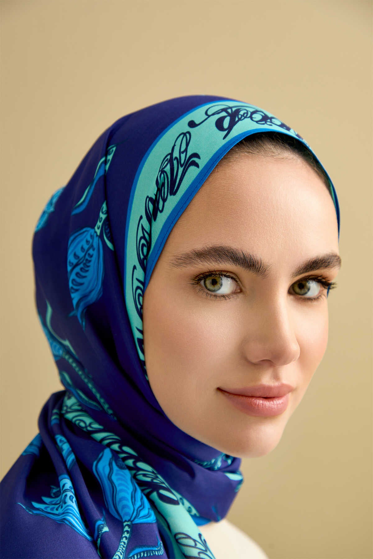 Lale Noor Lacivert Floş Viskon Şal 70x200