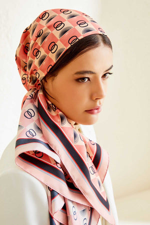 Logo Kare Pembe Tivil İpek Eşarp 90x90
