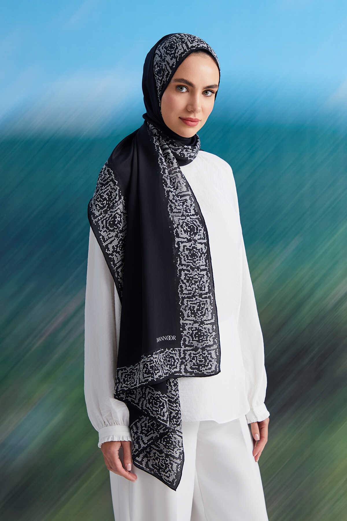 Mini Mozaik Siyah Krep İpek Şal 80x210