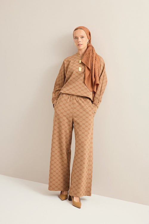 Monogram Jakar Açık Kahve Örme Pantolon
