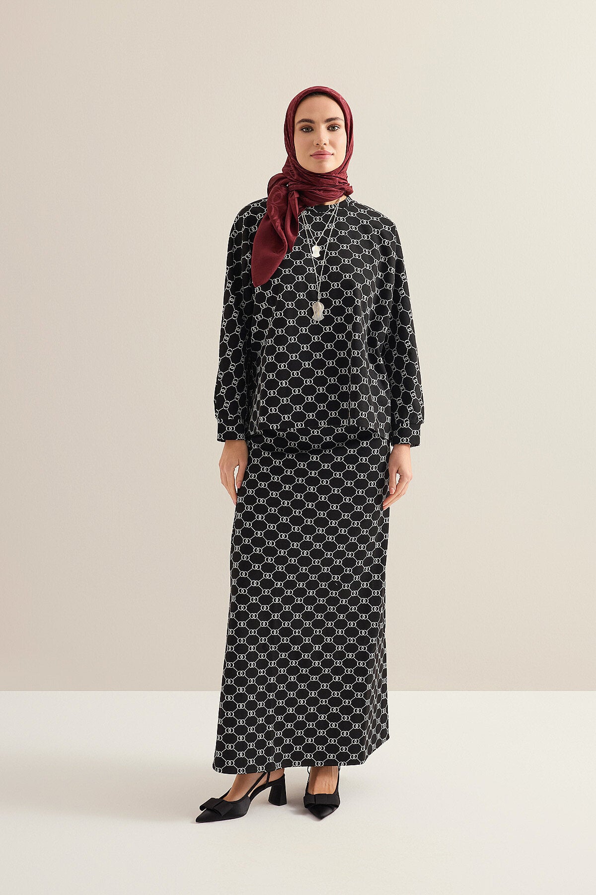 Monogram Jakar Siyah Örme Bluz