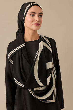 Noor Logo Siyah-Krem Krep İpek Şal 70x210