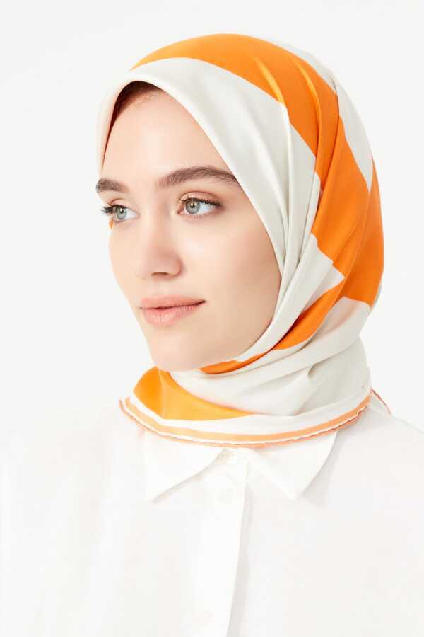 Noor Turuncu Tivil İpek Eşarp 90x90