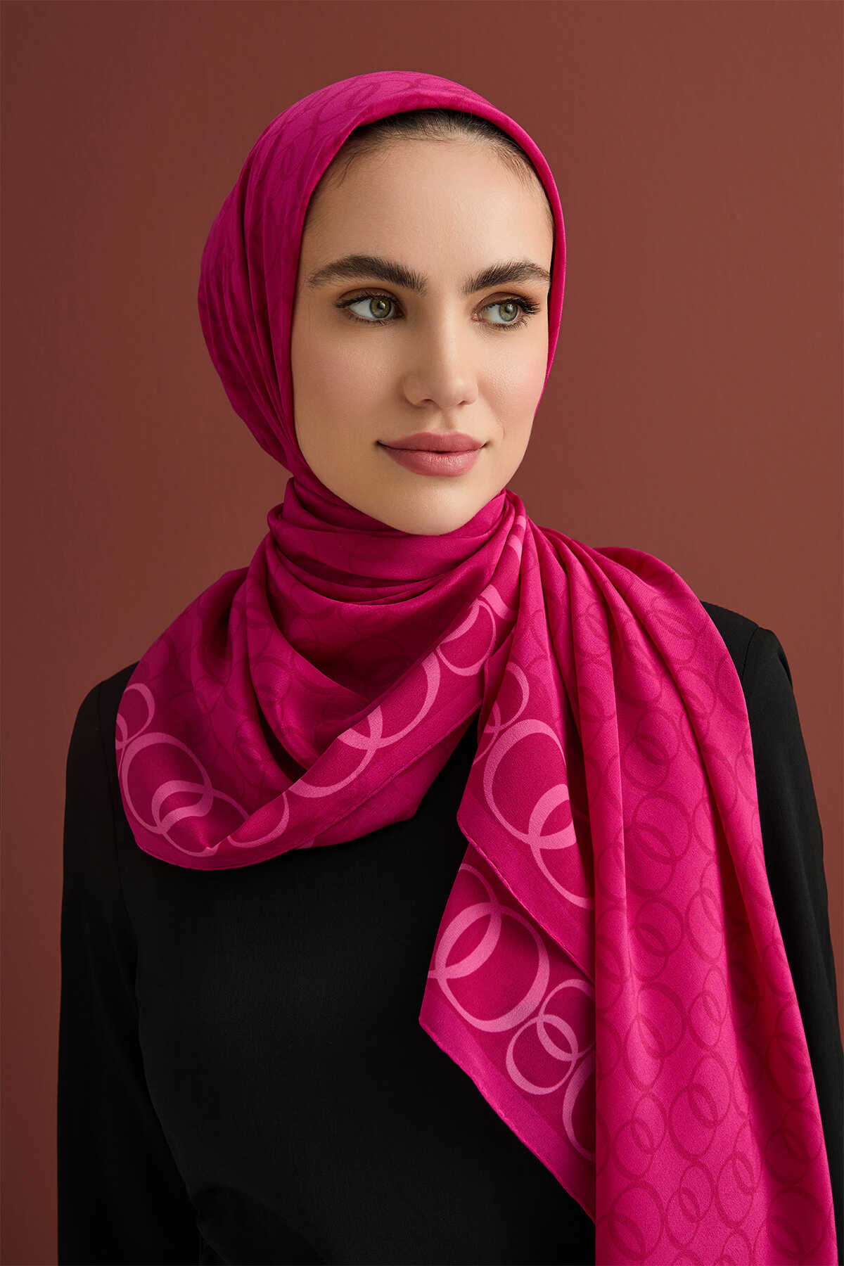 Noor Yolu Fuşya Krep İpek Şal 70x210