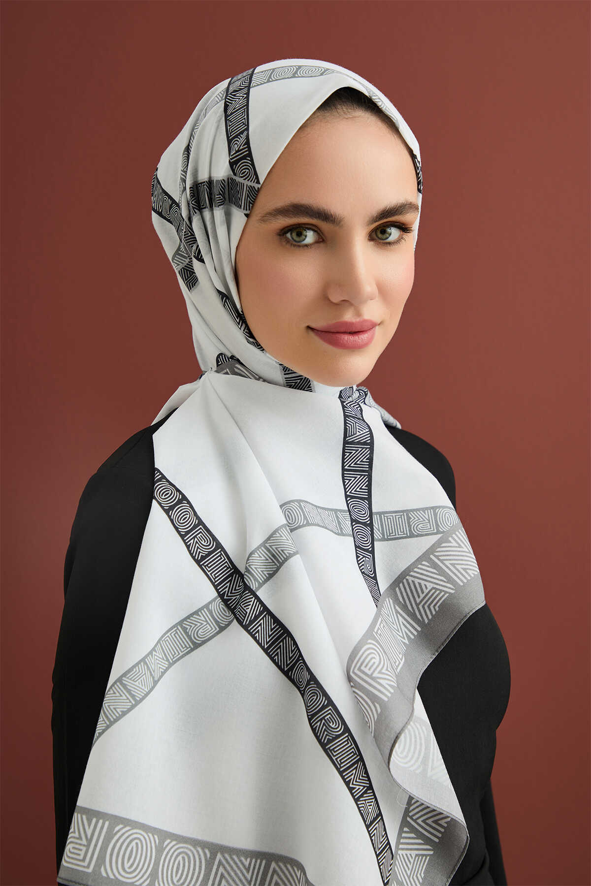 Paket Beyaz Floş Viskon Şal 70x210