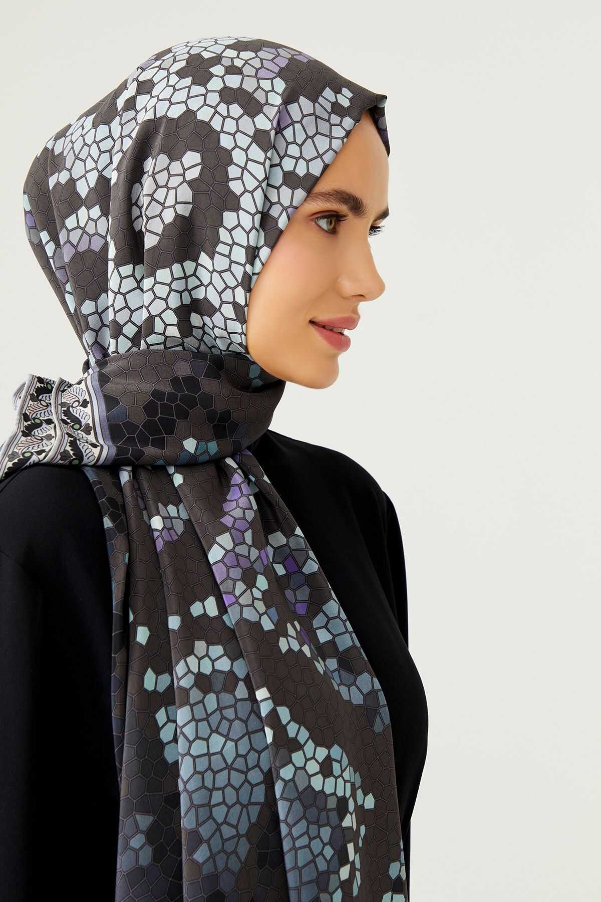 Selçuklu Dönencesi Siyah İpek Eşarp 130x130