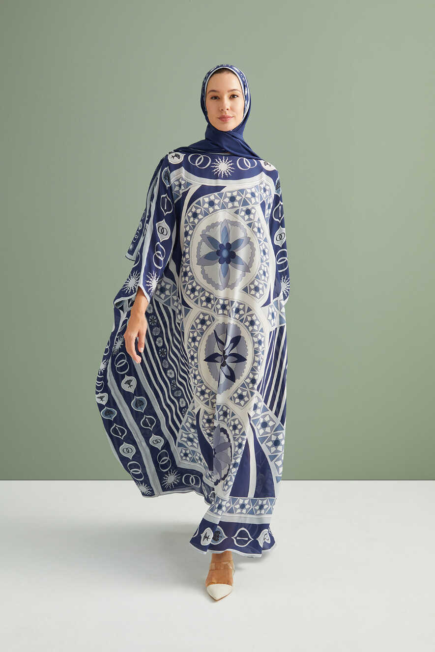 Üç Papatya Lacivert İpek Kaftan