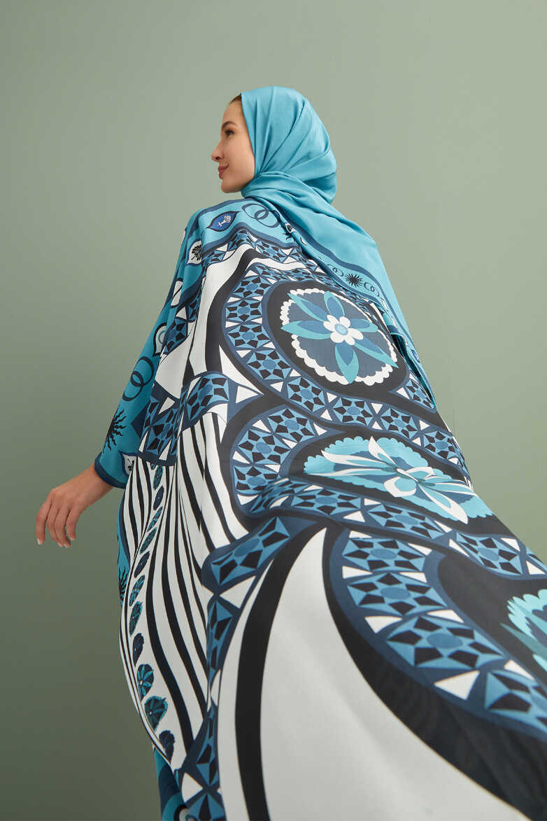 Üç Papatya Petrol Mavi İpek Kaftan